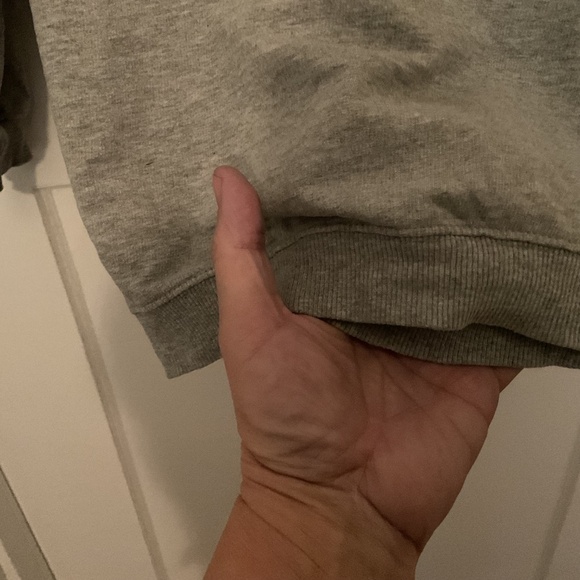Disney Mickey Mouse grey sweatshirt exlarge like new - Picture 6 of 7